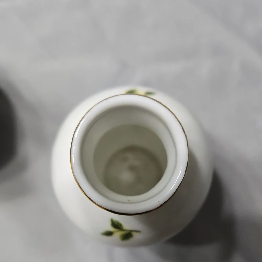 Royal Albert Rose Bud Vase & White Floriral Bud Vase Set